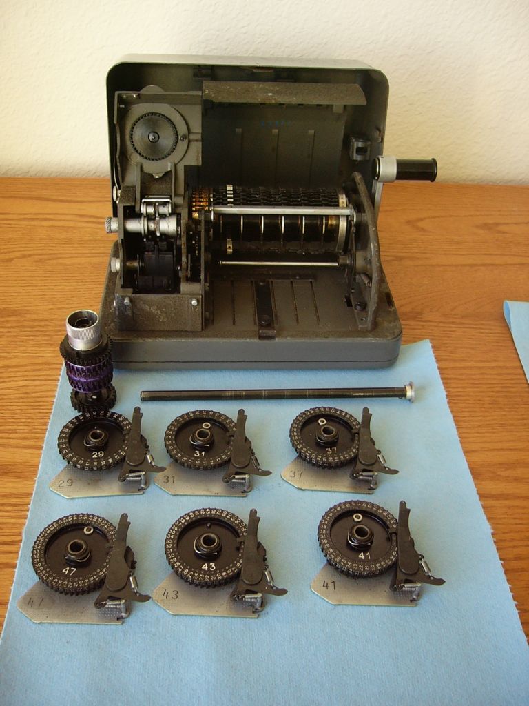 Hagelin CX-52 Cipher Machine – Mark's Tech Journal